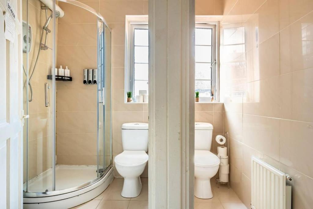 Cosy Double In Limehouse-stephney
